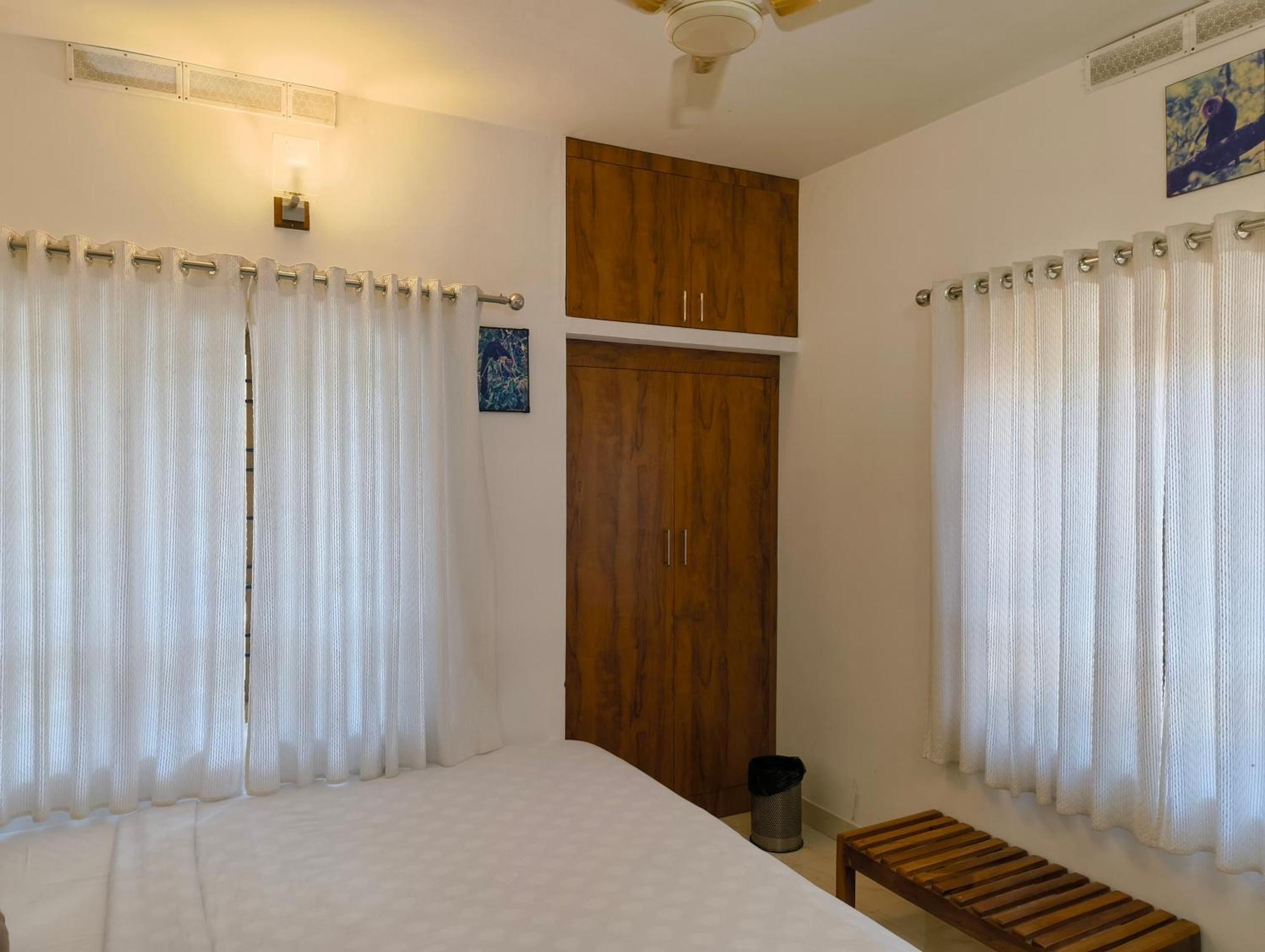 Oriole Homestay Теккаді Екстер'єр фото
