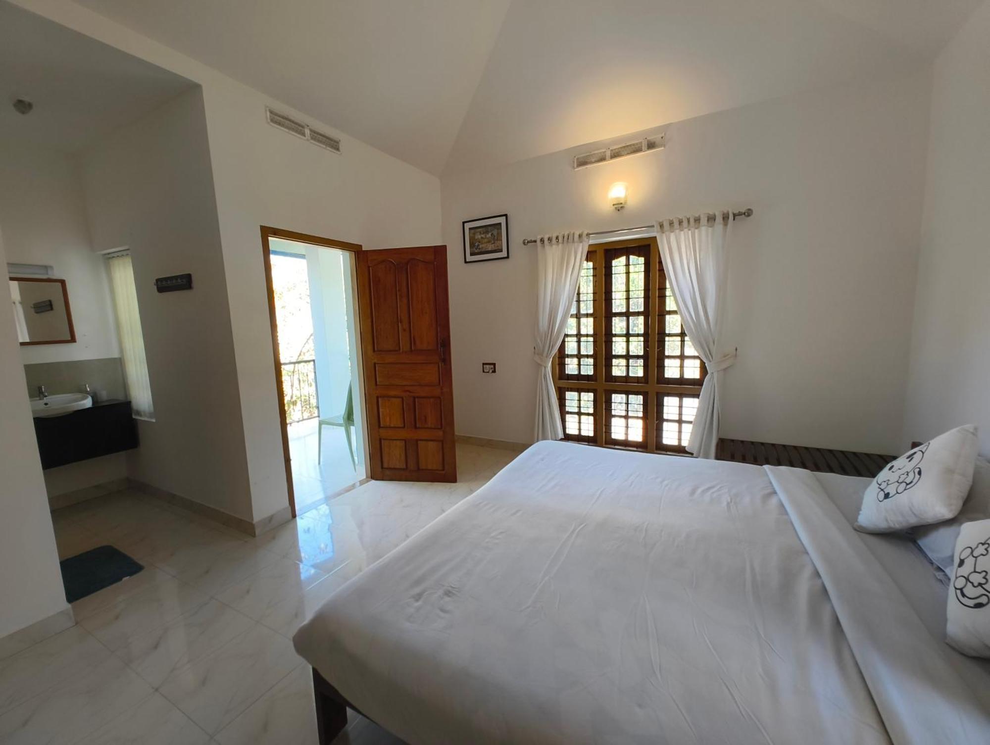 Oriole Homestay Теккаді Екстер'єр фото
