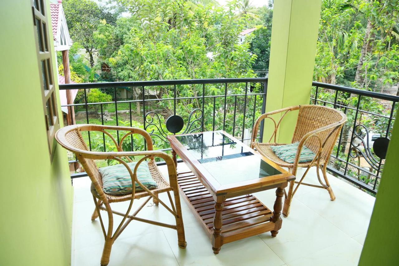 Oriole Homestay Теккаді Екстер'єр фото